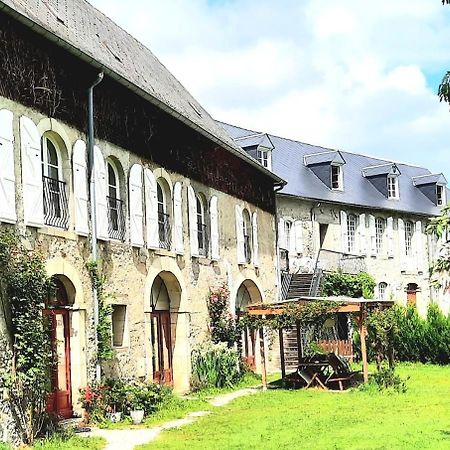 Bed and Breakfast Domaine Lou Castet Tuzaguet Esterno foto