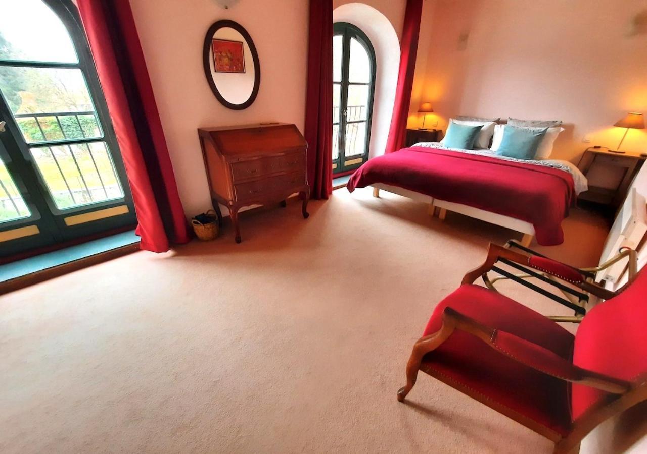 Bed and Breakfast Domaine Lou Castet Tuzaguet Esterno foto